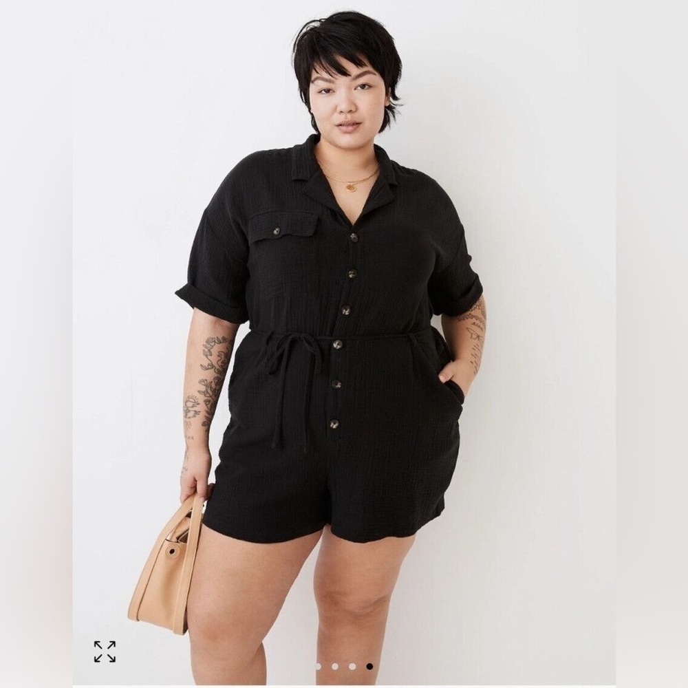 Madewell Plus Lightspun Belted Safari Romper in Black, 2X